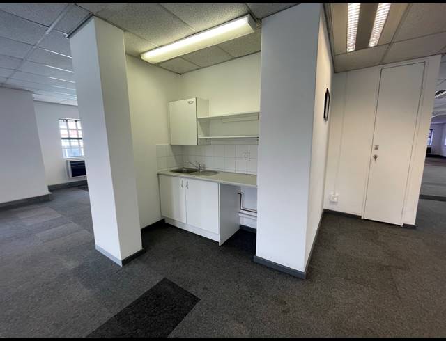 376M² OFFICE TO LET IN ROSEBANK